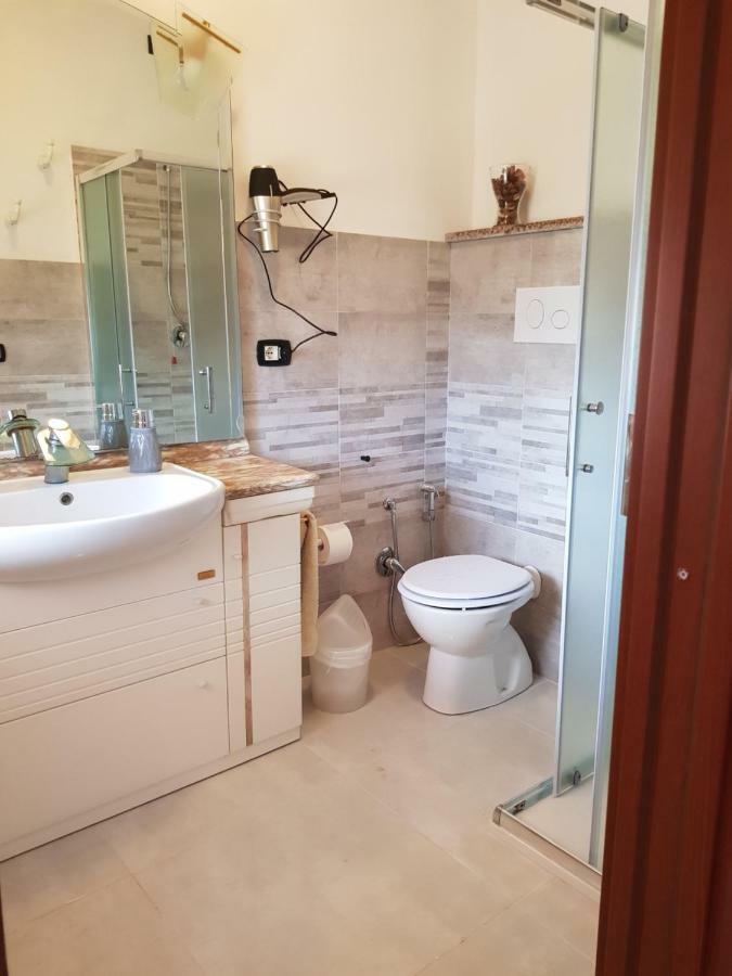 Casa Vacanze Valentina Porto Conte Luaran gambar